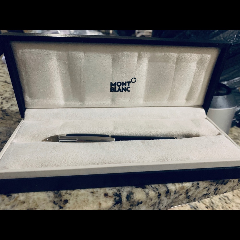 Montblanc Starwalker Pen & cartridges